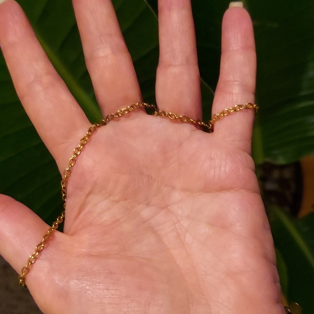 Vincero Spiderweb Hand Chain - Picture 3 of 4